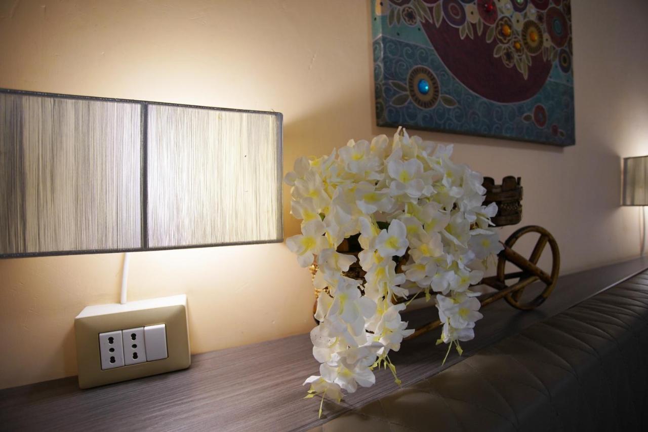 Golden Dreams Bed & Breakfast *