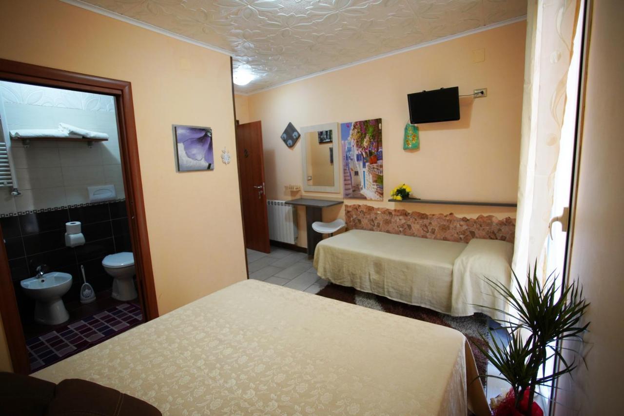 Golden Dreams Bed & Breakfast *