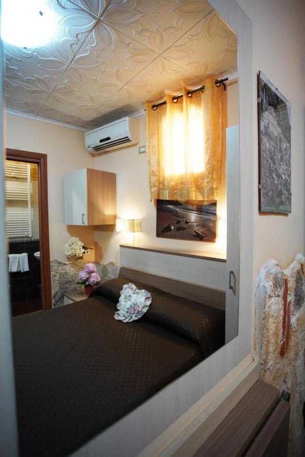 Bed & Breakfast Golden Dreams *