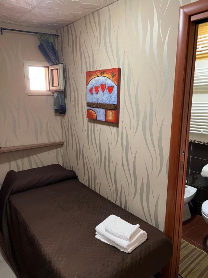 Golden Dreams Bed & Breakfast *